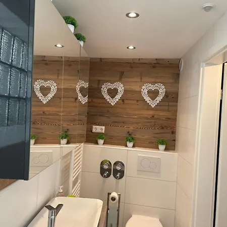 Aparthotel Waldhorn *