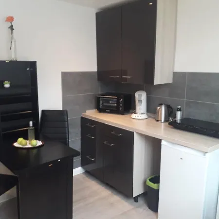 Waldhorn Aparthotel *