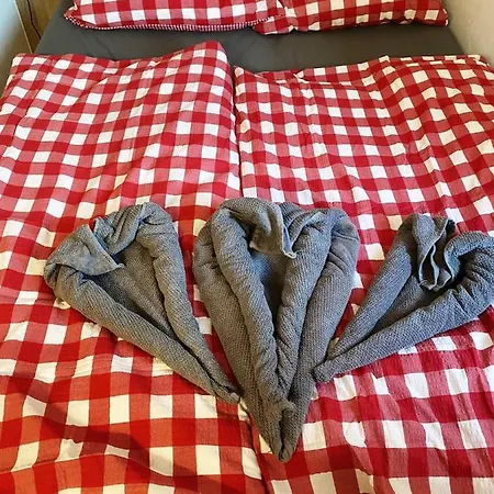 Waldhorn Aparthotel *